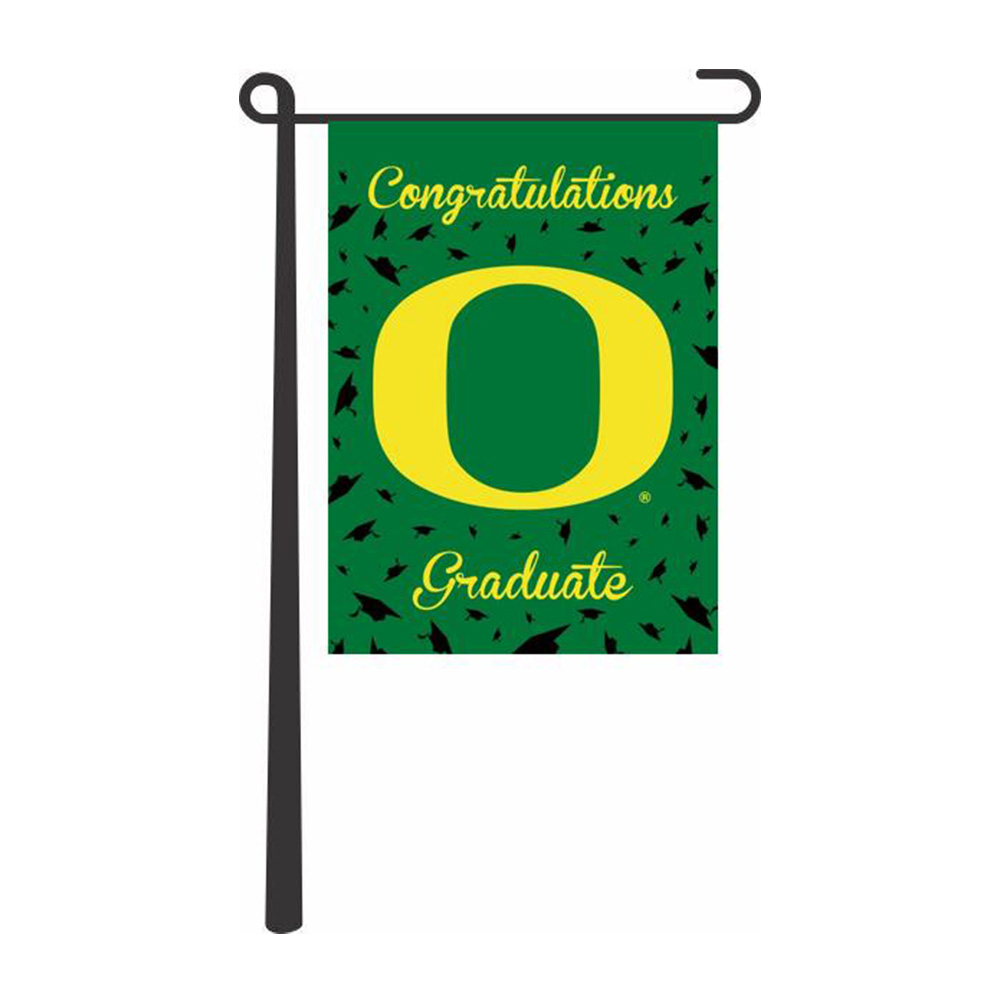 Classic Oregon O, Sewing Concepts, Congratulations Grad, Garden Flag